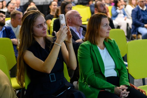 Снимка: Investor Media Group