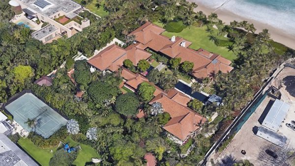
	Palm Beach Mansion в Палм Бийч, Флорида - продадено за 99,13 млн. долара за

	Източник: Google Aerial View Map&nbsp;

