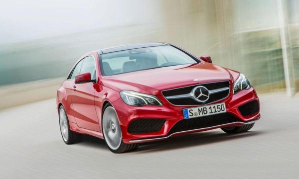 
	Mercedes E-Class: 381 кражби
