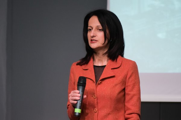 
	Карина Караиванова, председател на Комисията за финансов надзор
