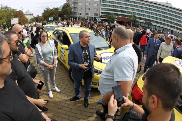 
	Снимка: Димитър Кьосемарлиев, Investor Media Group
