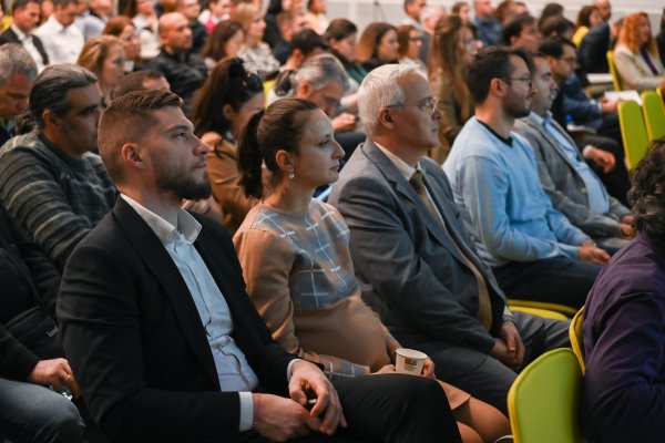 Снимка: Investor Media Group