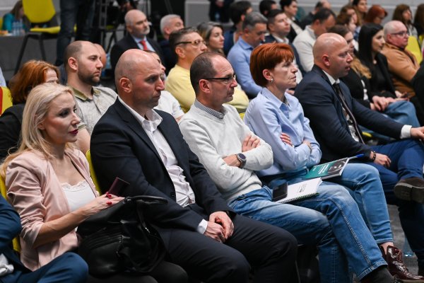 Снимка: Investor Media Group