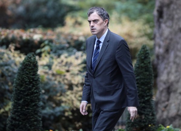 
	Джулиан Смит. Снимка: Архив Ройтерс
