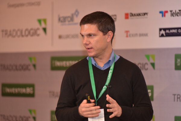 
	Светлин Минев (fbmtrader.com).
