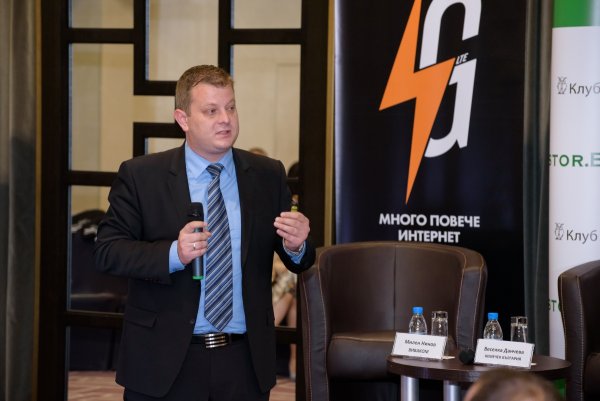 
	Георги Цеков, търговски директор на Датикум АД:&nbsp;До края на 2016 година пазарът на облачни услуги ще съставлява над 200 млрд. долара в световен мащаб. От тях 22,5 млрд. долара ще бъдат инфраструктурни услуги - това, с което ние се занимаваме.&nbsp;
