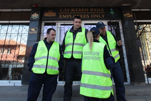 
	Около 150 производители от 13 браншови организации протестираха пред агроминистерството.&nbsp;Снимка: Димитър Кьосемарлиев, Investor Media Group
