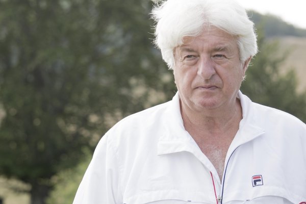 
	Иван Иванов, собственик на ферма &quot;Чемерник&quot;.&nbsp;Снимка: Investor.bg
