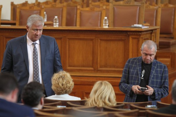 
	Снимки: Димитър Кьосемарлиев, Investor Media Group

