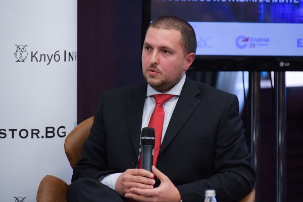 
	Ивелин Камбуров, финансов директор, Кредисимо
