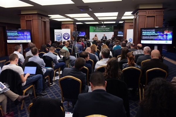 
	В рамките на дискусията експерти обсъдиха темата за управлението, привличането и инвестирането на капитала на компаниите.&nbsp;
