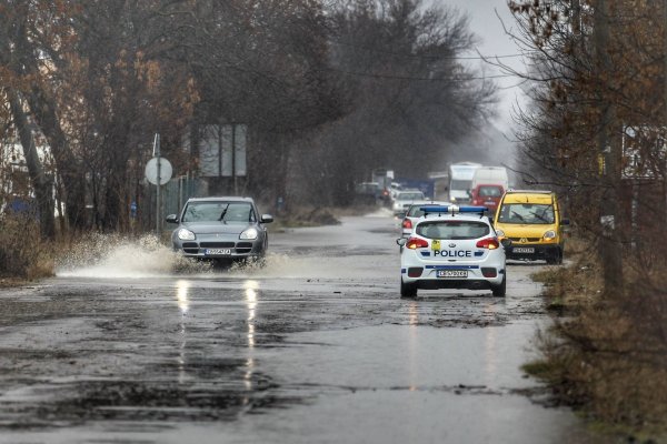 
	Наводнение край Мировяне. Снимка: Димитър Кьосемарлиев, Investor Media Group
