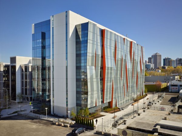 
	Снимки: www.vulcanrealestate.com
