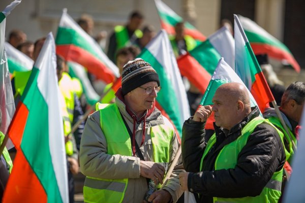 
	Превозвачи протестират в София срещу пакета &quot;Мобилност&quot;.&nbsp;Снимка: Димитър Кьосемарлиев, Investor Media Group
