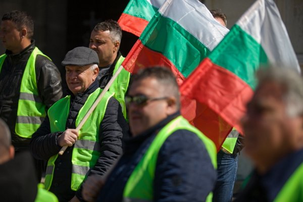 
	Превозвачи протестират в София срещу пакета "Мобилност".&nbsp;Снимка: Димитър Кьосемарлиев, Investor Media Group
