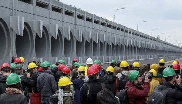 
	Журналисти в Чернобил.
