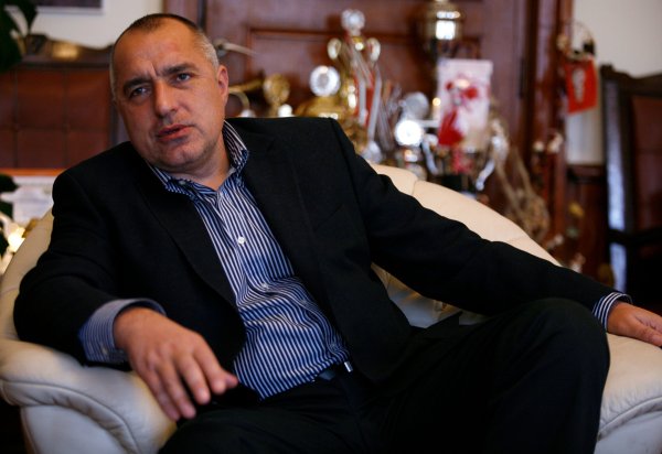 
	През март 2009 г. Борисов дава едно от първите си интервюта пред международни медии по повод участието на партия ГЕРБ в предстоящите тогава избори. Още в онзи период той поставя очертанията на политиката, която смята да води и с увереност заявява, че &bdquo;ГЕРБ ще спечелят със сигурност изборите&ldquo;.
