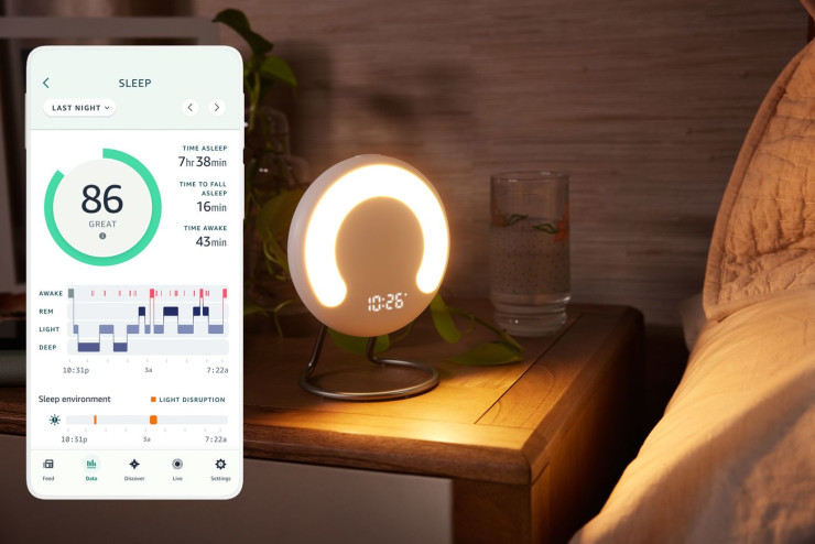 Струващият 140 долара Halo Rise е отчасти лампичка за събуждане, отчасти устройство за проследяване на съня, с вграден сензор, който може да оцени качеството на съня. Снимка: Amazon
