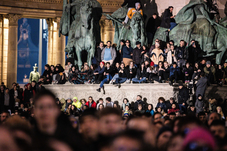 Протестиращи по време на антиправителствена демонстрация в Будапеща през февруари. Снимка: Akos Stiller/Bloomberg