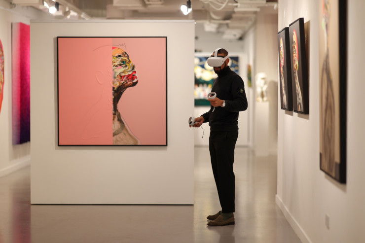 В крайна сметка очилата на Apple ще приличат повече на скиорски очила, отколкото на моден аксесоар. Снимка: Hollie Adams/Bloomberg