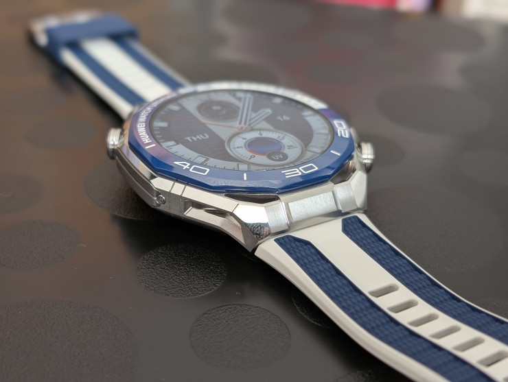 Huawei Watch Ultimate 2. Снимка: Елена Кирилова/Investor Media Group