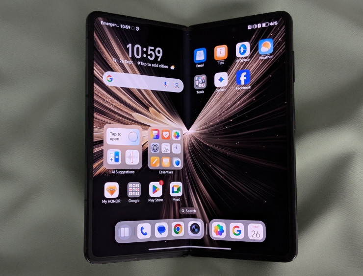 Honor Magic V5. Снимка: Елена Кирилова/Investor Media Group