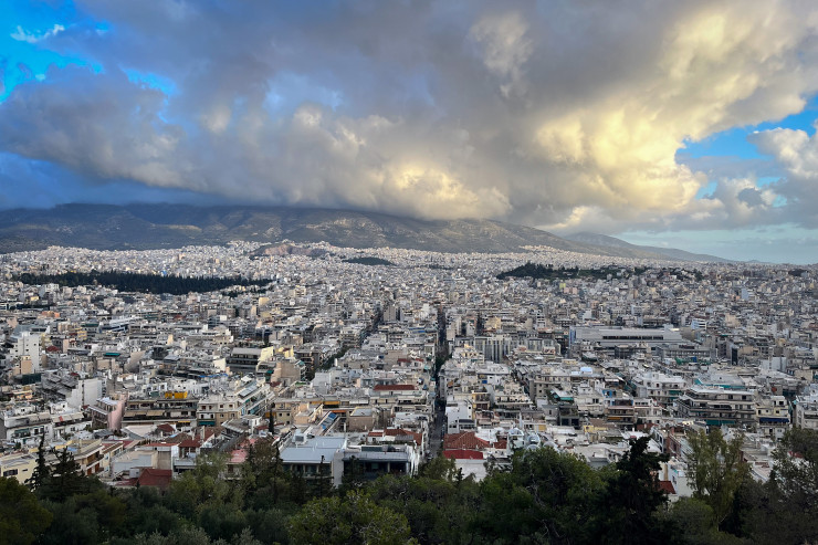 Жилищни и бизнес имоти в Атина. Снимка: Ioana Epure/Bloomberg