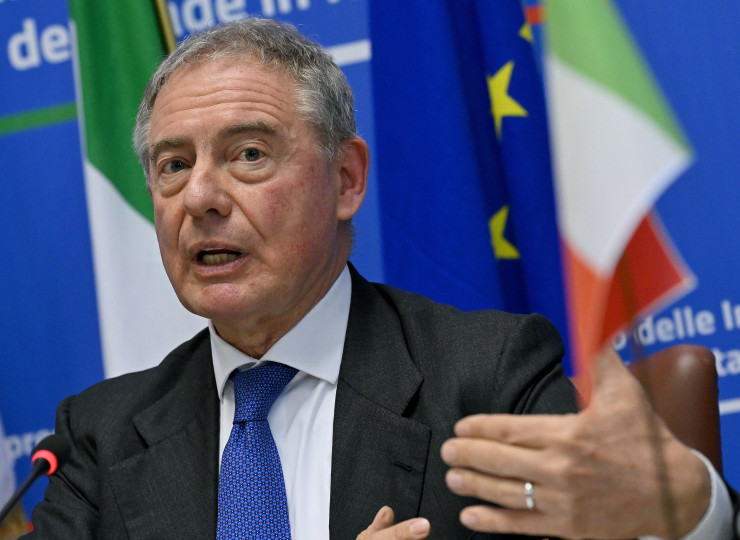 Италианският министър на бизнеса и родното производство Адолфо Урсо. Снимка:  EPA/ETTORE FERRARI