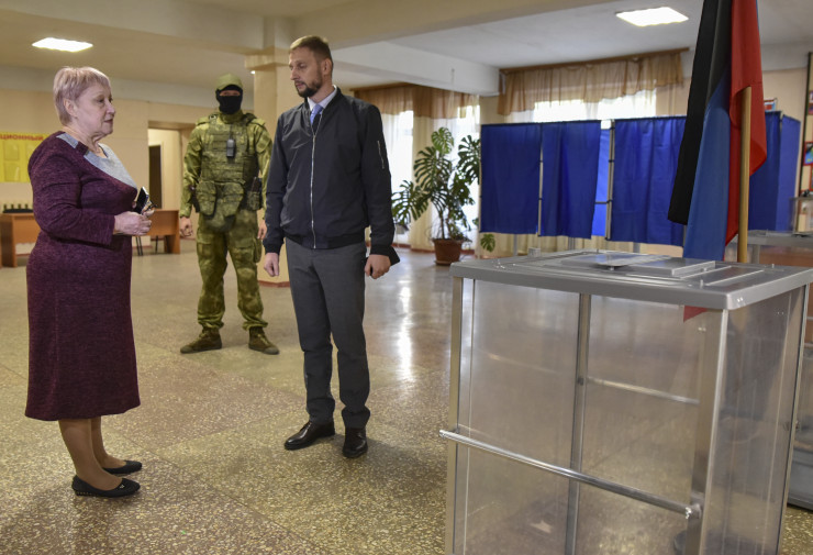 Украйна заяви, че референдумите са знак, че Русия се страхува. Снимка ЕРА