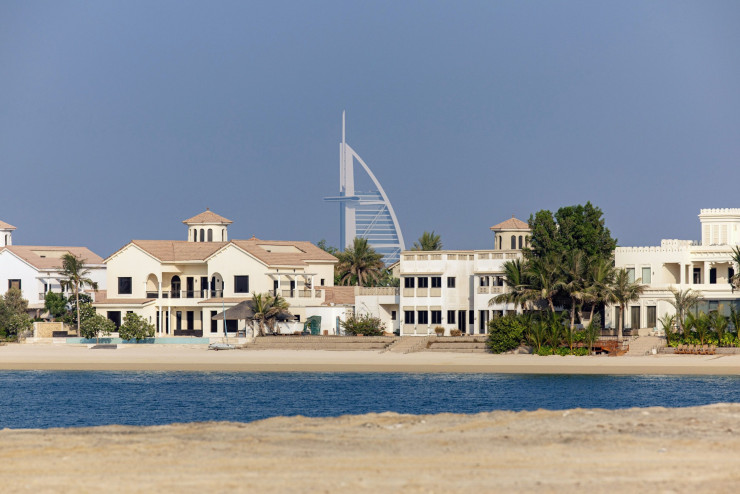 Вили на брега на Палм Джумейра в Дубай. Снимка: Кристофър Пайк/Bloomberg