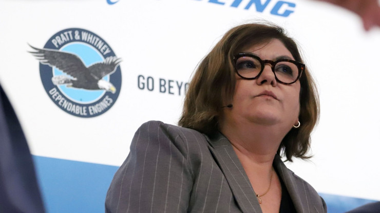 Еврокомисарят по транспорта Адина Валян. Снимка: Valeria Mongelli/Bloomberg