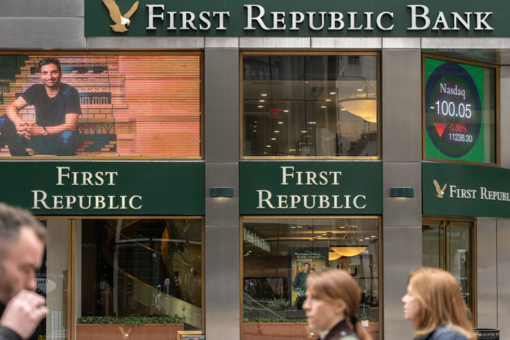 First Republic Bank e сред най-губещите банки покрай фалита на SVB. Снимка: Jeenah Moon/Bloomberg