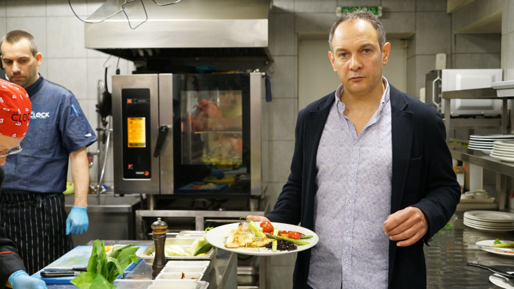 В ресторанта екипът търси баланс между доброто меню, приятното обслужване и уютната атмосфера. Снимка: Vivacom