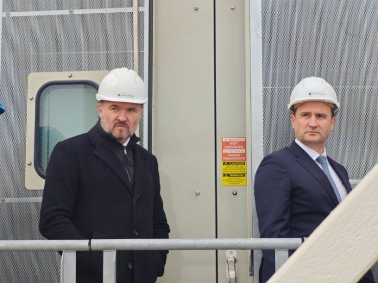 Министър Жечо Станков (вдясно) и комисар Дан Йоргенсен на инспекция на Вертикалния газов коридор. Снимка: Министерство на енергетиката