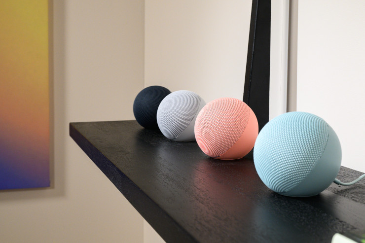 Новите високоговорители Echo. Снимка: Bloomberg