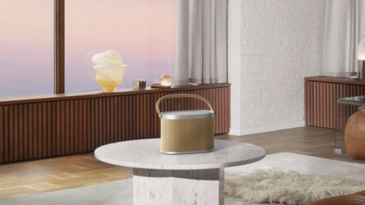 Светлият вариант на Beosound A5. Снимка: Bang & Olufsen