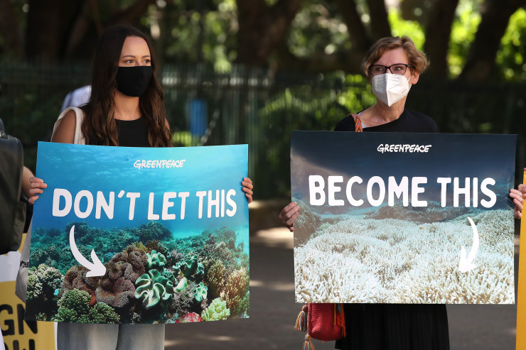 Активисти по време на демонстрация в подкрепа на Кораловия риф. Снимка:  EPA/JONO SEARLE AUSTRALIA AND NEW ZEALAND