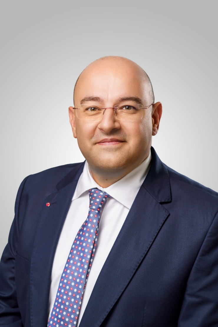 Борислав Генов, директор &bdquo;Банкиране на дребно&ldquo; и член на Управителния съвет на "УниКредит Булбанк". Снимка: "УниКредит Булбанк"
