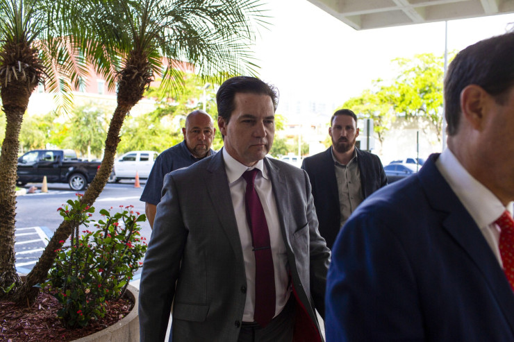 Крейг Райт при пристигането си в съд във Флорида през 2019 г. Снимка: Saul Martinez/Bloomberg