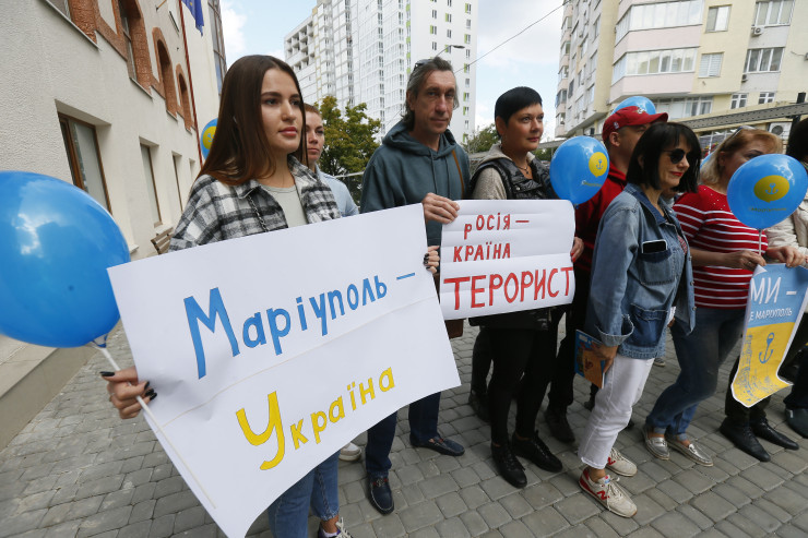 Жители на Мариопул протестират в Одеса срещу подготвяното анексиране. Снимка: EPA/STRINGER