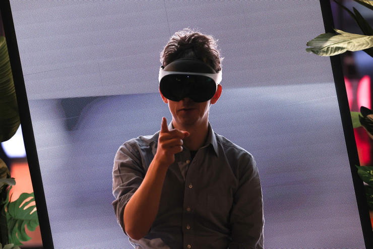 Метавселената носи нови възможности за гейминг компаниите. Снимка: Angel Garcia/Bloomberg