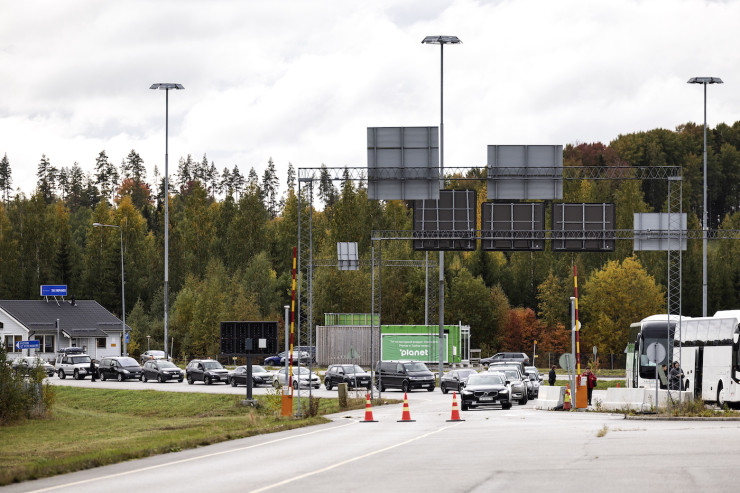 Границата между Русия и Украйна. Снимка: EPA/RONI REKOMAA	