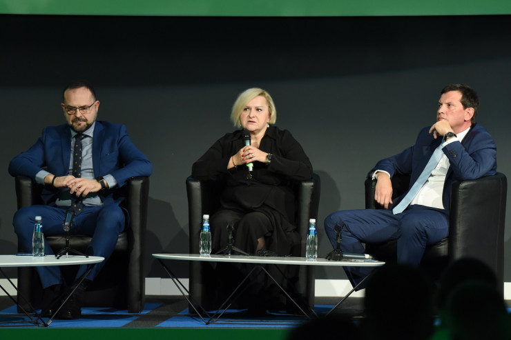 Иван Щериев, Ивана Гаджич и Адриан Танасе. Снимка: Investor Media Group