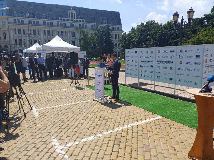  Заместник-кметът по транспорт в Столична община Илиян Павлов. Снимка: Investor.bg