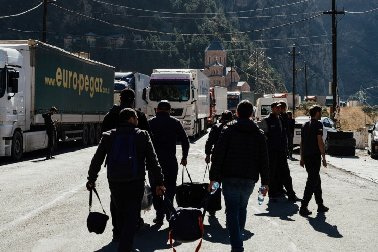 Подлежащи на мобилизация руски граждани се отправиха към Грузия в края на септември 2022 г. Снимка Tako Robakidze/Bloomberg