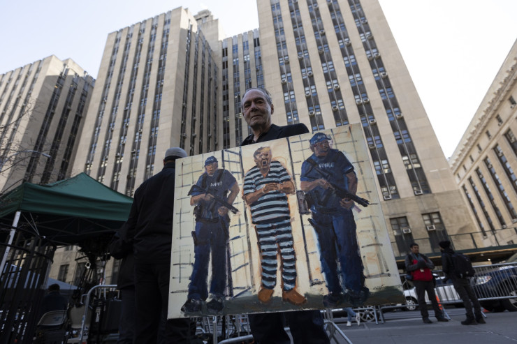 Oт дни в мегаполиса има малки демонстрации по повод пристигането на Тръмп. Снимка: Bloomberg