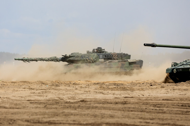 Танк "Леопард" на германската армия по време на учение на НАТО в Литва през юни. Снимка: Bloomberg LP