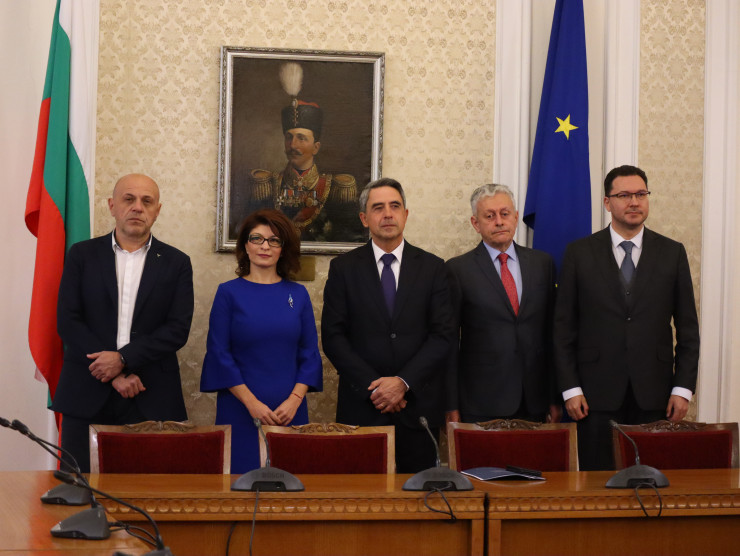 От ляво надясно: Томислав Дончев, Десислава Атанасова, Росен Плевнелиев, Соломон Паси, Даниел Митов. Снимка: БГНЕС/Владислава Григорова