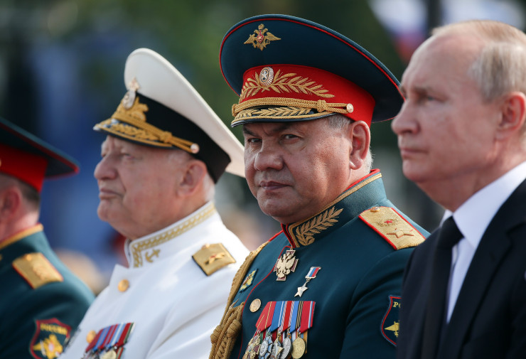 Сергей Шойгу до Владимир Путин. Снимка: Andrey Rudakov/Bloomberg